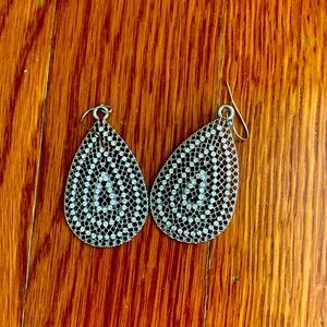 Pair of silver earrings with small crystals